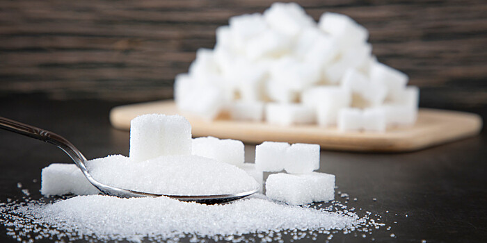 Сладкий бум: жители Казахстана массово скупают сахар