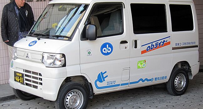 Mitsubishi пересмотрел комплектации Minicab MiEV