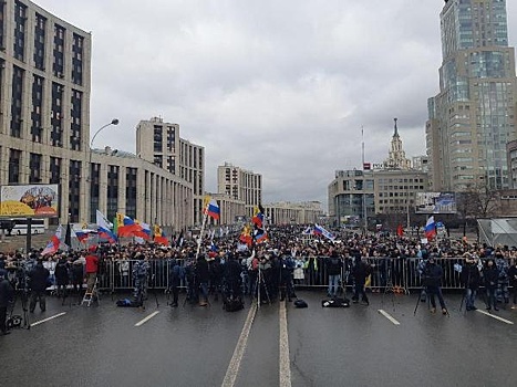 В Москвы более шести тысяч человек участвуют в согласованной акции