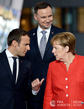 L'Express (Франция): Почему у Макрона и Меркель разные взгляды на миграцию