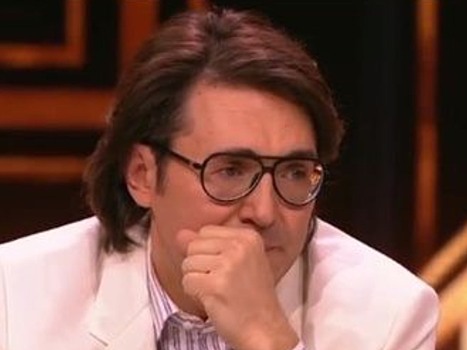 Андрея Малахова довели до слез во время прямого эфира на «России 1»