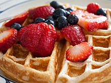 ПП-вафли: три рецепта десерта и два варианта топпинга