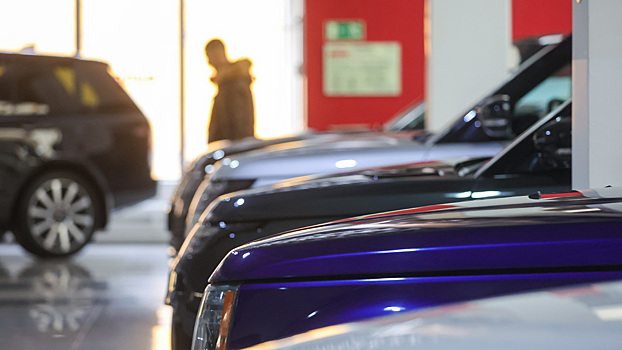 Сколько нужно зарплат, чтобы купить автомобиль в России в 2026 году