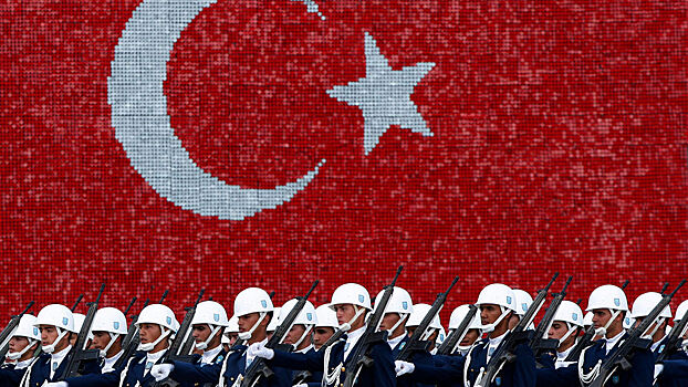 Как Турцию гонят из НАТО
