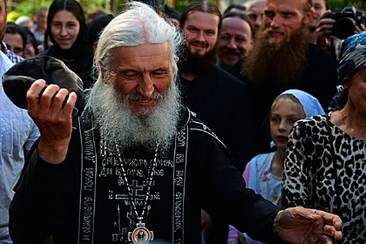 «Из монастыря не уйду»: Сергий отказался подчиняться
