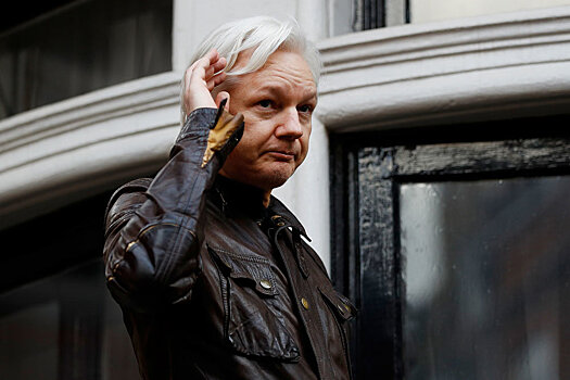 Основателя WikiLeaks пригласили в сенат США для дачи показаний
