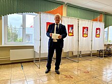 Вячеслав Киреев проголосовал на участке в Барвихинской средней школе