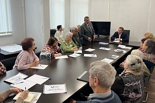 Глава управы района Савелки Игорь Костин провел встречу с ветеранами