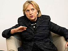 Клинтон лишили доступа к секретной информации