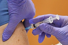 Назвали срок действия вакцины от коронавируса