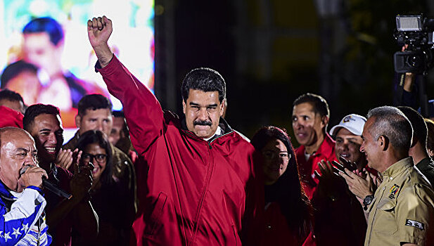 Мадуро отверг обвинения в завышении явки на выборах
