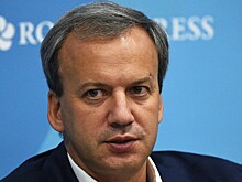 Глава ФИДЕ рассказал о препятствии для выписки Карпова из больницы