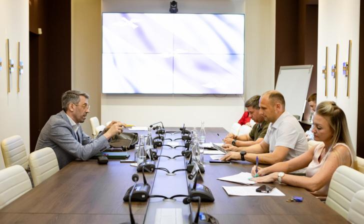 В Курске Сергей Котляров провёл личный прием граждан