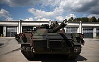 Специалисты «Ростеха» осмотрели трофейный танк Abrams