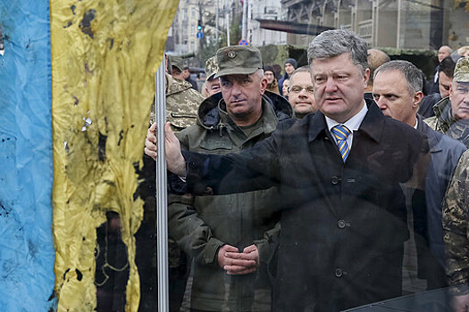 Убийства на Майдане: прокуратура допросила Порошенко