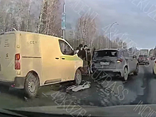 Инкассаторский автомобиль попал в ДТП на кемеровской трассе