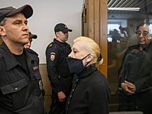 Семья Баталова выразила недовольство условным сроком для актрисы Дрожжиной