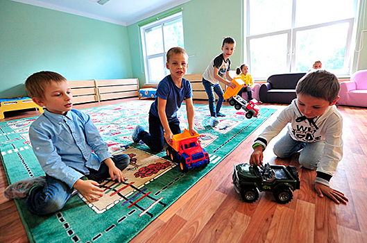 Детей мигрантов решили обучать русскому языку в детских садах