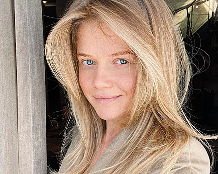 Телеведущая Мария Ивакова посетовала, что из-за гормонального сбоя ее стали подозревать в беременности