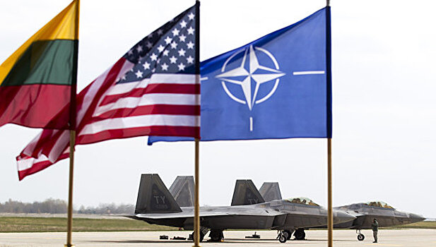 ВВС НАТО пять раз сопроводили самолеты ВКС РФ