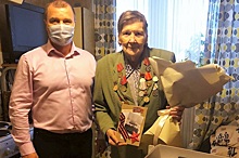 Зеленоградские  участники обороны Москвы получили поздравления и подарки