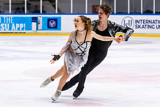 Гран-при среди юниоров. Гримм и Савицкий победили в танцах, Подгайная и Коваль – 2-е, Абоян и Веселухин – 3-и, Овсянкина и Райе – 6-е