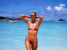 Бывший «ангел» Victoria's Secret показала откровенные фото с пляжа
