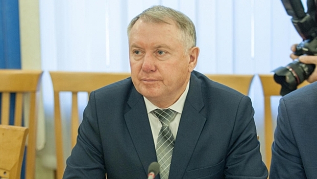 Губернатор Томенко отменил постановление о закрытии 11 домов престарелых на Алтае