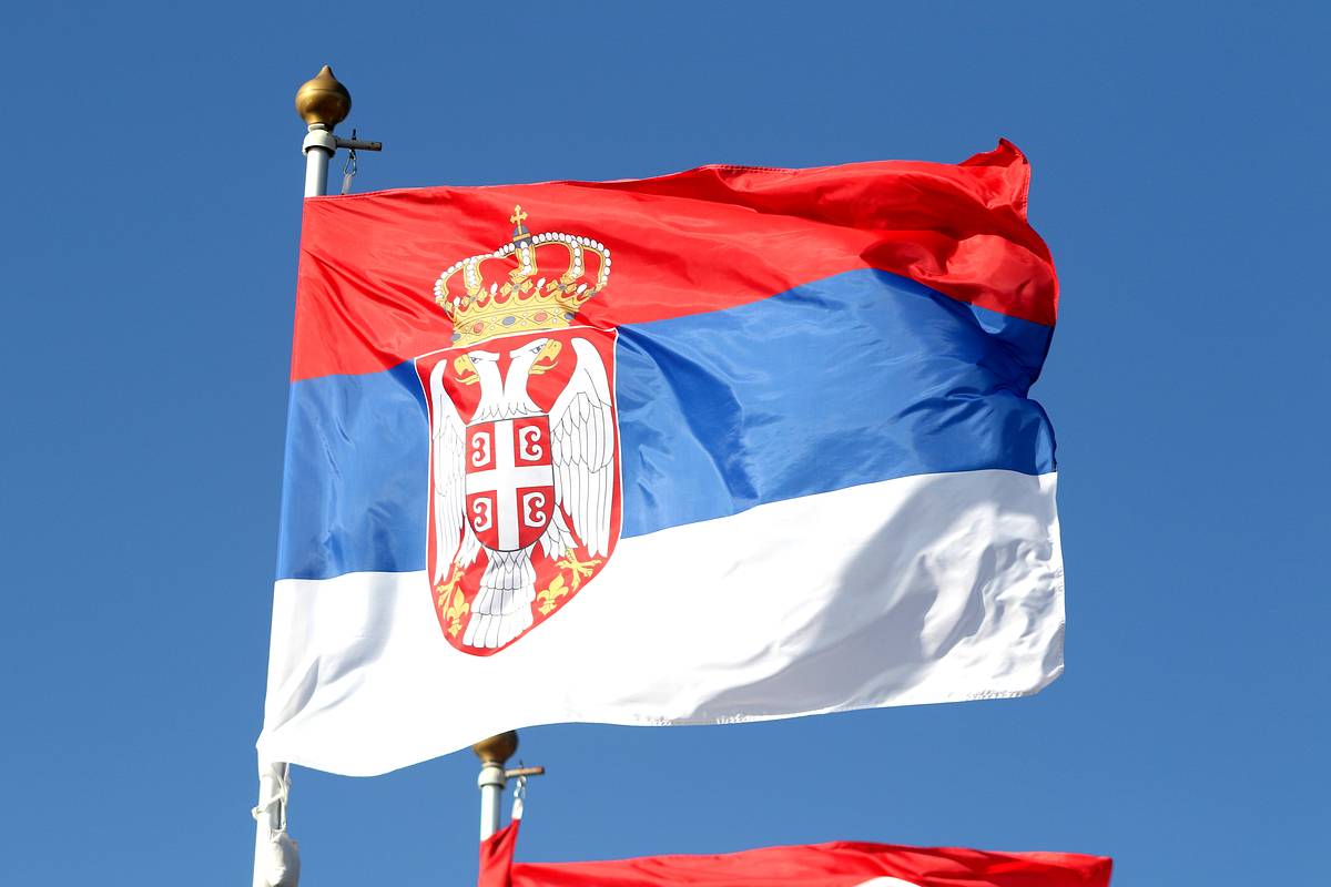 В Сербии протестующие студенты заблокировали дороги в 18 городах страны