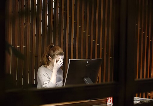 Почему отказ от кофеина вызывает головную боль?