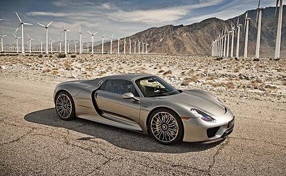 В России гиперкару Porsche 918 требуется замена рычага передней и задней подвески