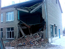 В Новосибирской области рабочего приговорили к штрафу в 1,6 млн рублей за обрушение школьной стены