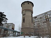 В Екатеринбурге нашли хранителя для башни на ЖБИ