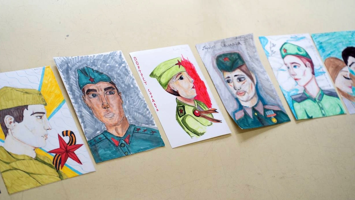 Штаб общественной поддержки Вологодской области ко Дню Победы провел акцию «Портрет солдата»