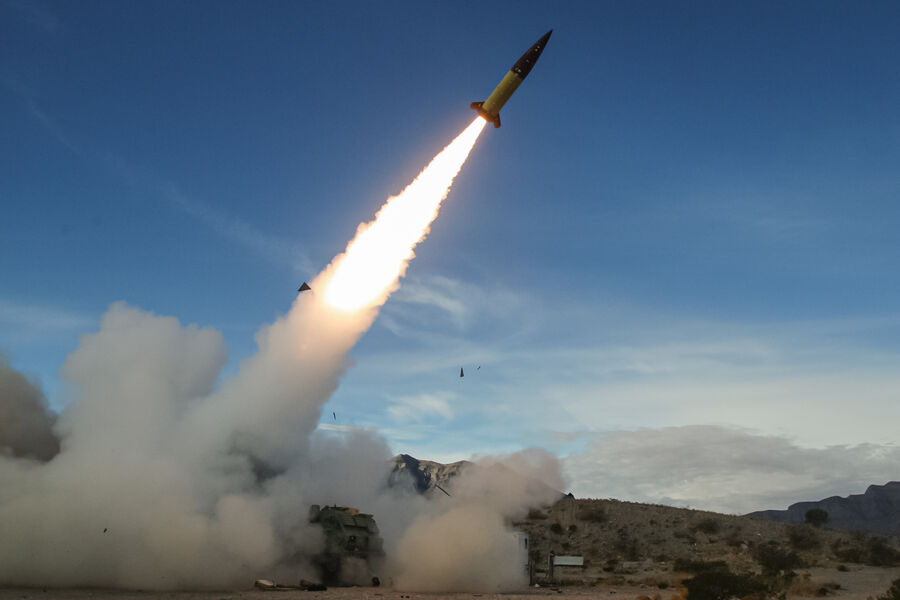 Белый дом: США дали ВСУ указания по выбору целей для ударов ATACMS по России