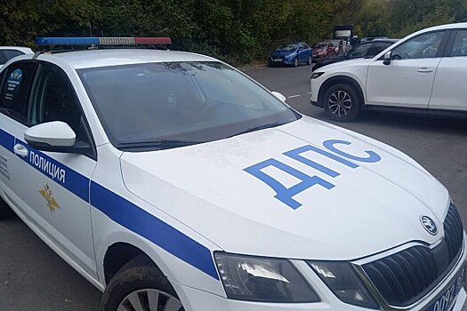 Два человека погибли при столкновении поезда с автомобилем