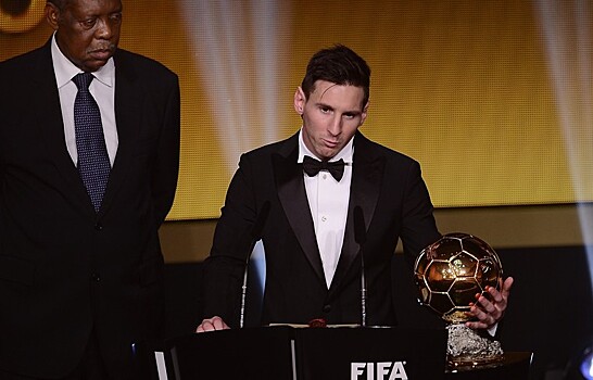 Почему Месси стал позолоченным идолом без побед