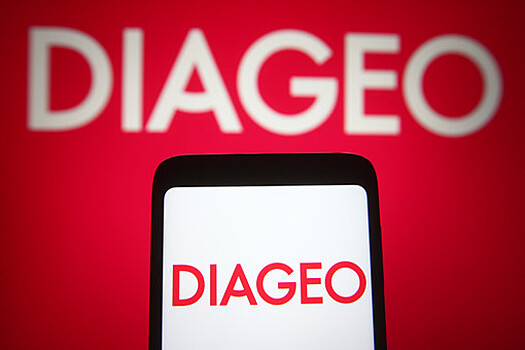 Крупный производитель алкоголя Diageo приостановил поставки в Россию и на Украину