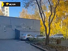 Такси протаранило три автомобиля в Новосибирском жилмассиве "Юбилейный"