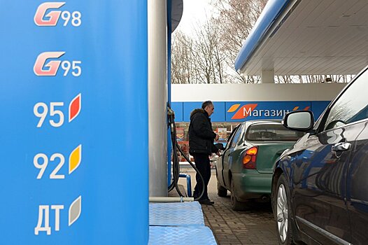 Бензиновая сделка: нефтяникам приказали держаться