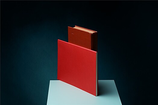 «Абстрактно = реально»