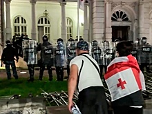 Несколько полицейских пострадали при беспорядках в Тбилиси