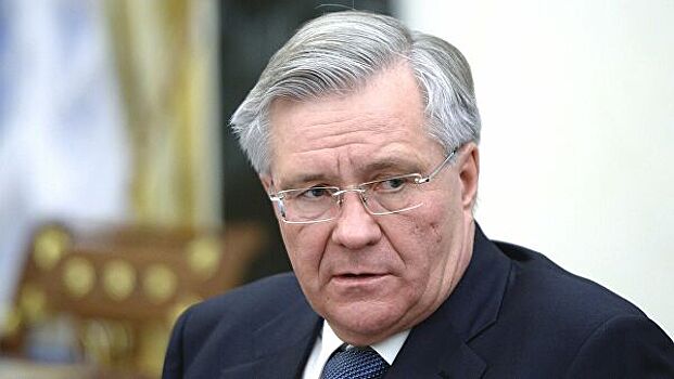 Акции "Сургутнефтегаза" подогрели спекулянты, заявил глава компании