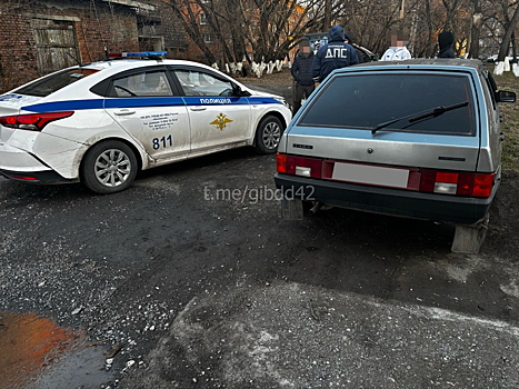 Пьяный водитель-"бесправник"  попался полицейским в Кузбассе