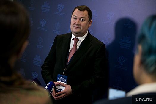 Губернатор Егоров предложил закрепить в РФ профессию «социальный координатор»