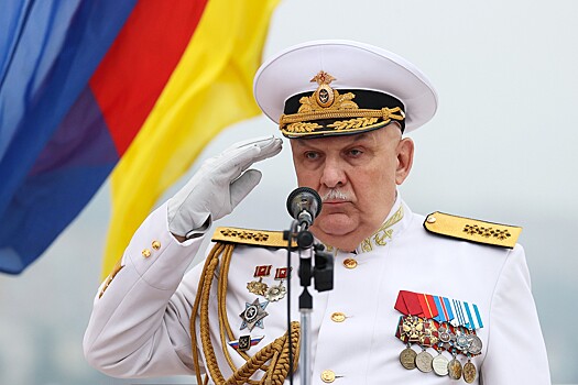 Адмирал Авакянц покинул пост командующего Тихоокеанским флотом