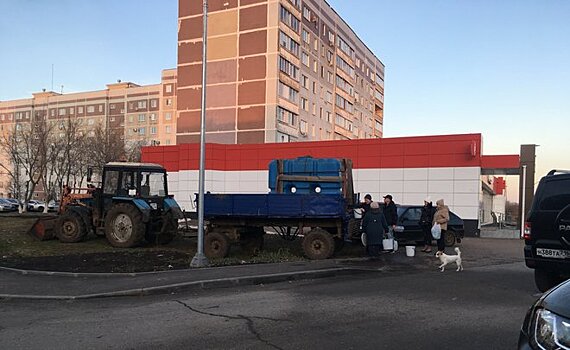 "Бардак и никакой управы!" — жители Камских Полян жалуются на перебои с водой