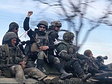 После штурма. Освободившие Мариуполь бойцы не могут получить пенсии и льготы