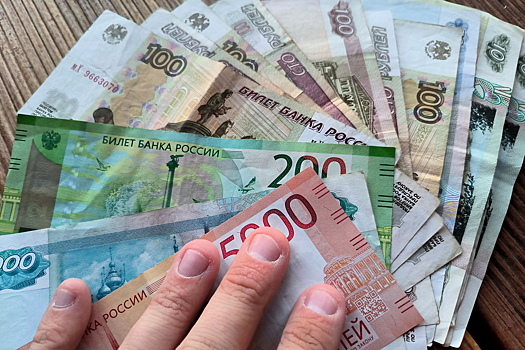 За вымогательство взятки у подростка задержали инспектора в Нижегородской области