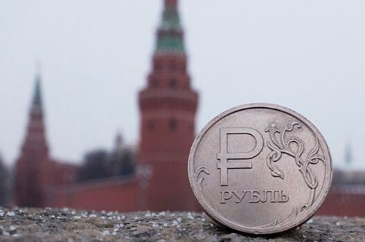 Страхи США укрепили рубль